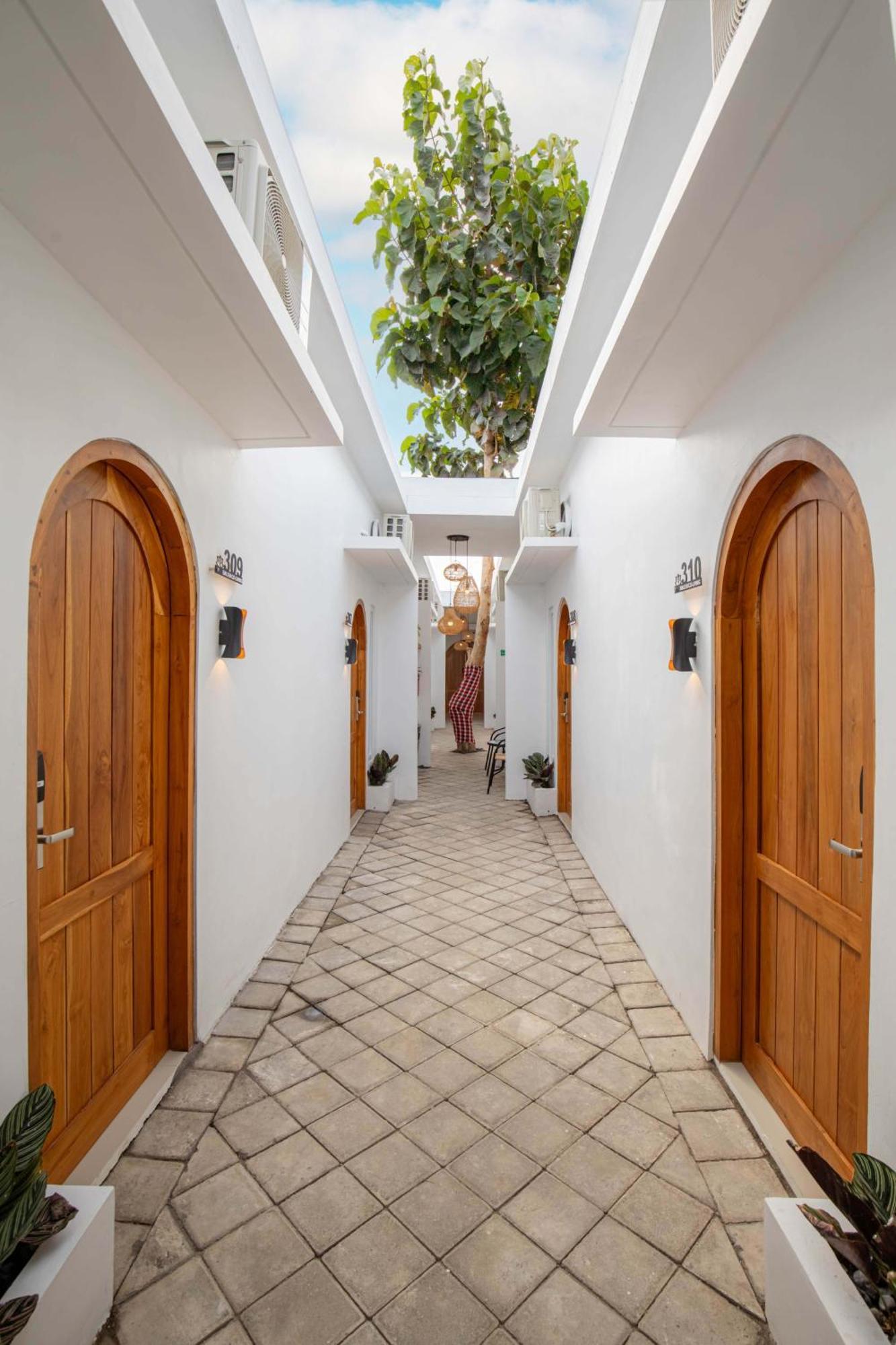Baliem Coliving Aparthotel Jimbaran Exterior foto